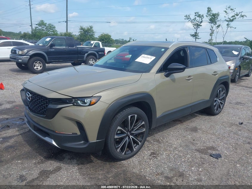 2025 Mazda CX-50, Right Side, IAAI, VIN 7MMVABDY6SN325644 — photo 2