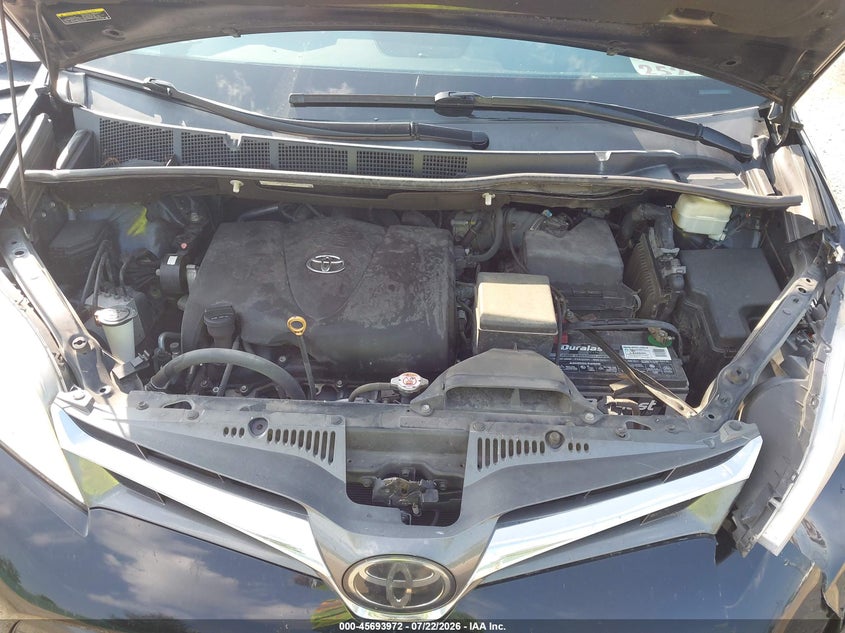 TOYOTA SIENNA - zdjęcie 10