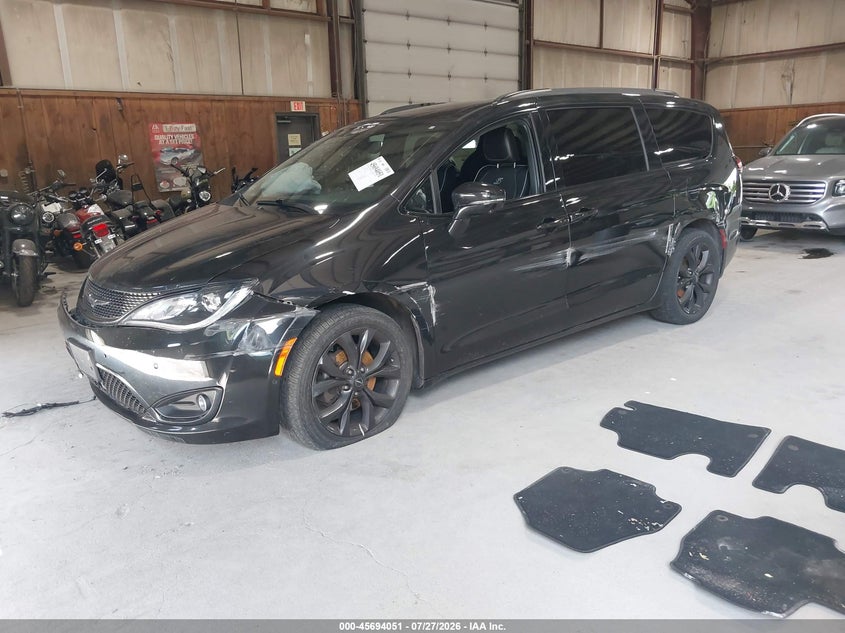 Vin: 2c4rc1gg4lr286520, lot: 46192679, chrysler pacifica limited 20202