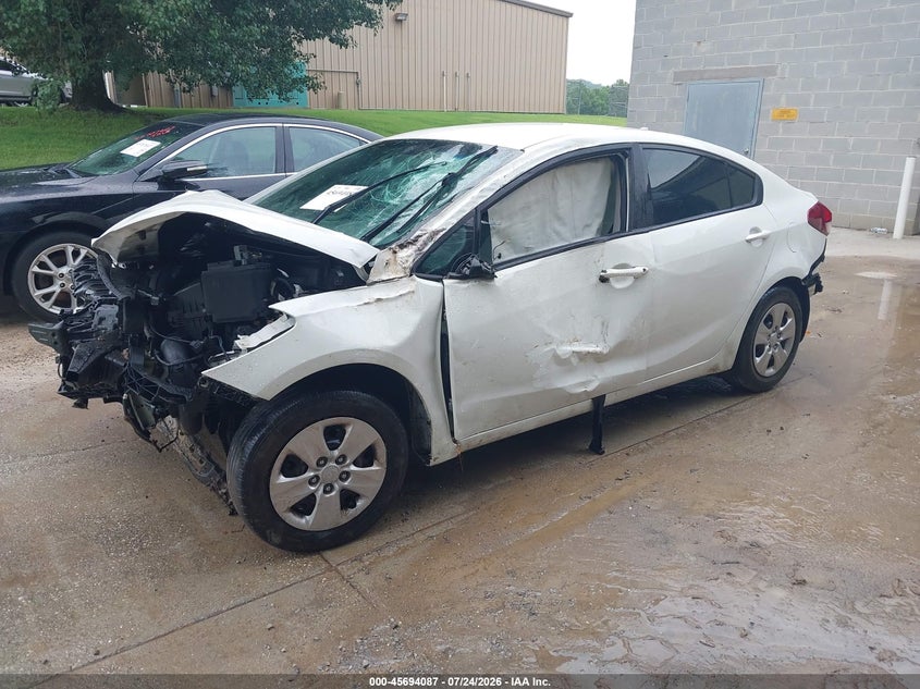 2018 KIA FORTE auction photo 2