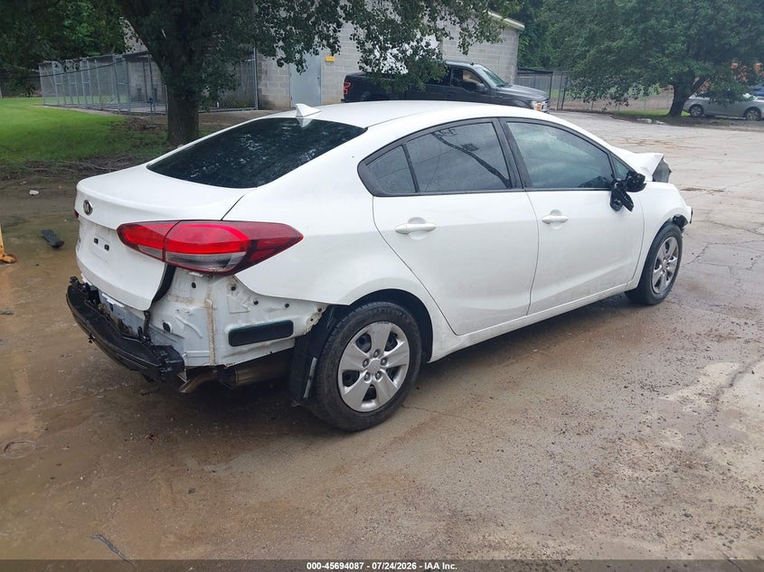 2018 KIA FORTE auction photo 4