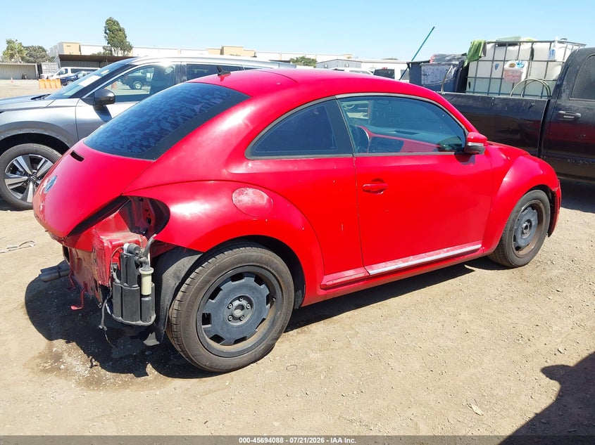 2012 Volkswagen Beetle 2.5L VIN: 3VWJP7AT1CM602132 Lot: 45694088