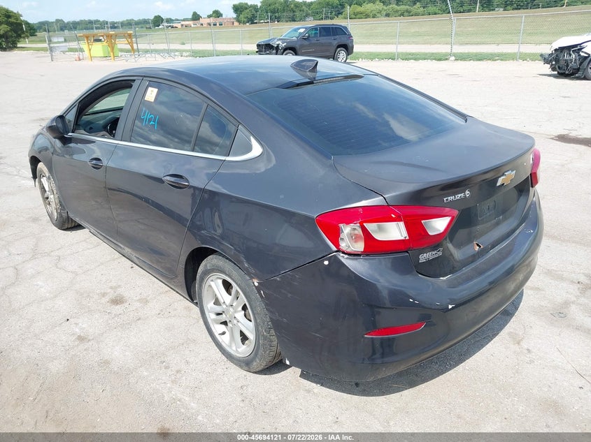 2017 CHEVROLET CRUZE auction photo 3
