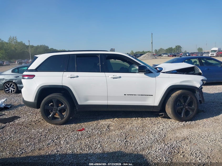 JEEP GRAND CHEROKEE - zdjęcie 14