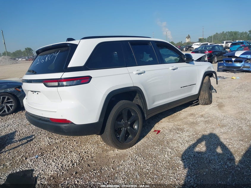 2024 JEEP GRAND CHEROKEE auction photo 4