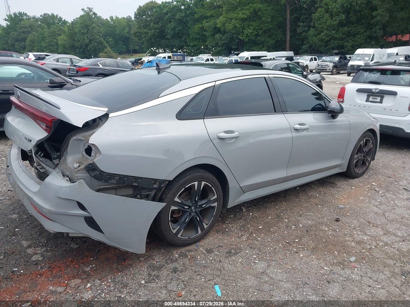 2021 KIA K5 auction photo 4