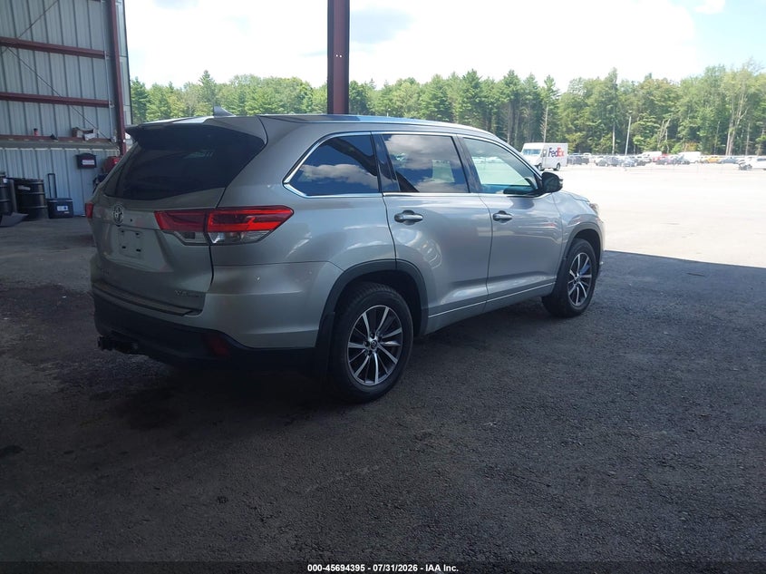 Vin: 5tdjzrfh9hs377124, lot: 46193023, toyota highlander xle 20174