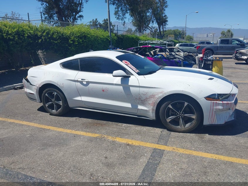 FORD MUSTANG - zdjęcie 12