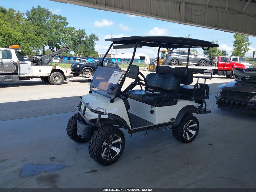 2023 EVOLUTION GOLF CART auction photo 2