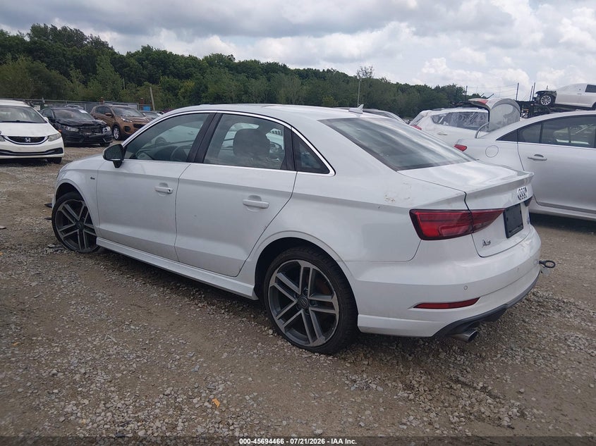 2017 AUDI A3 auction photo 3