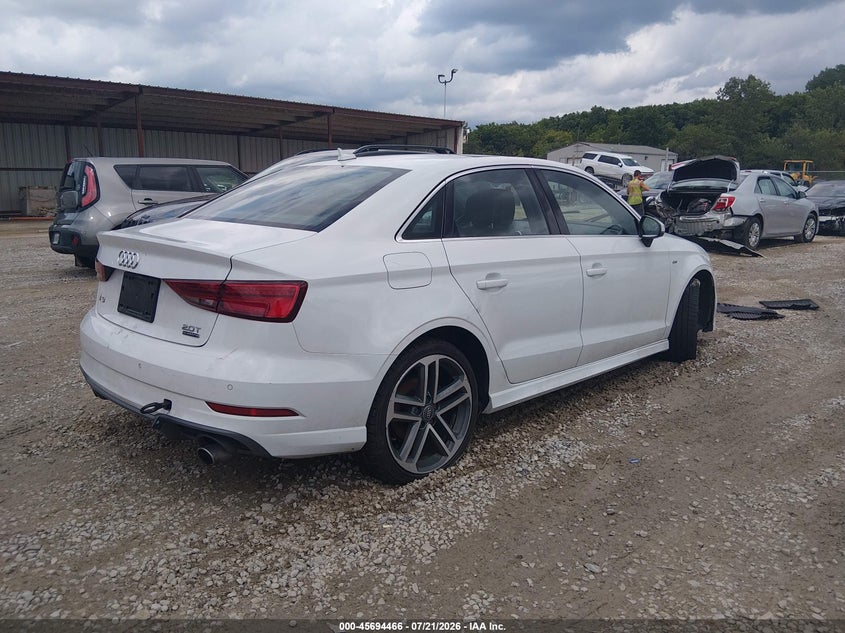 2017 AUDI A3 auction photo 4