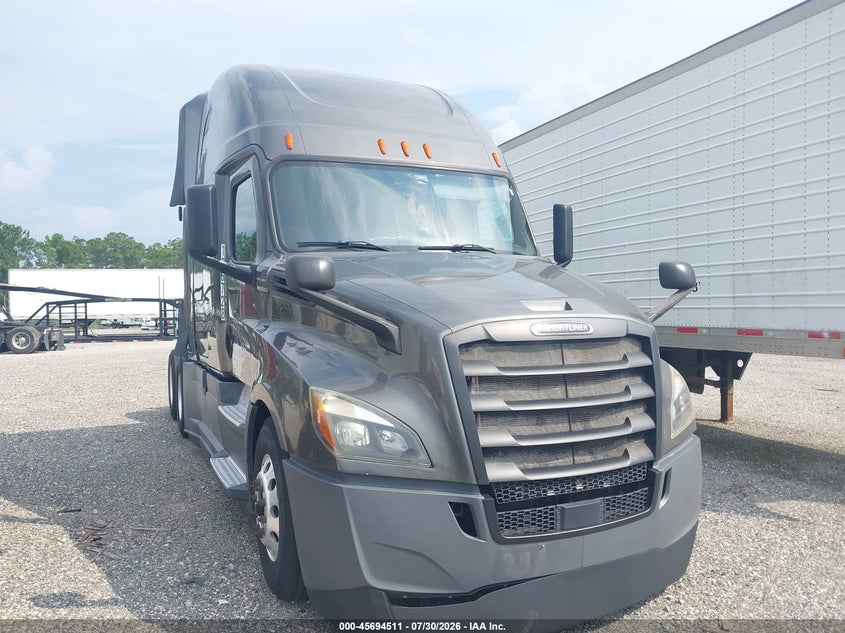 2019 FREIGHTLINER NEW CASCADIA 126 auction photo 1
