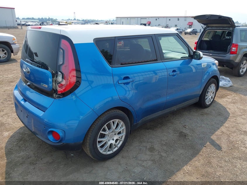 2015 KIA SOUL EV auction photo 4