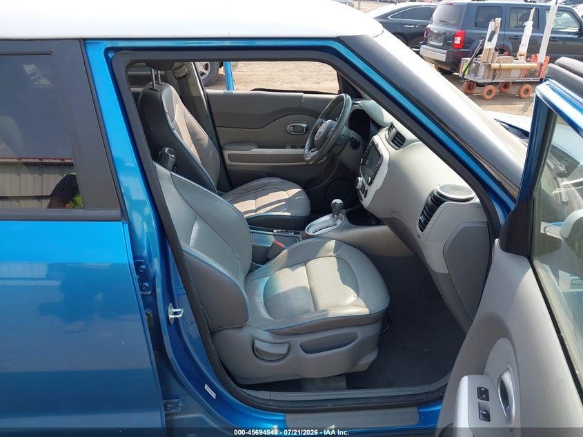 2015 KIA SOUL EV auction photo 5