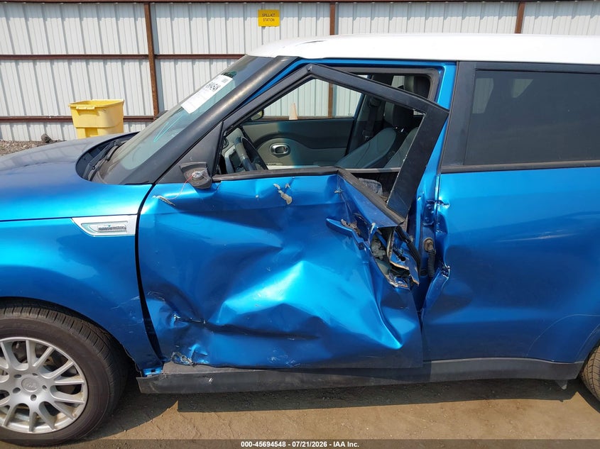 2015 KIA SOUL EV auction photo 6