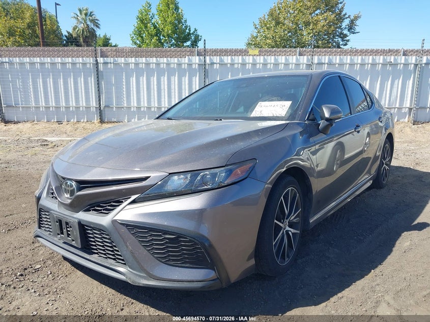 Vin: 4t1g11ak9nu699111, lot: 46193198, toyota camry se 20222