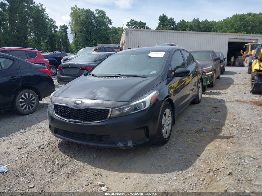 2018 Kia Forte, Normal Wear & Tear, IAAI, VIN 3KPFK4A72JE234513 — photo 2