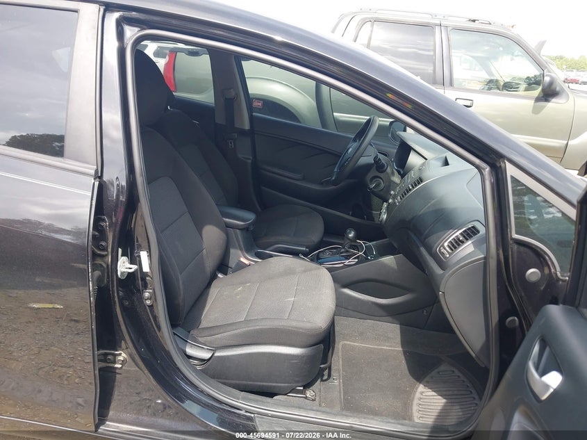 2018 KIA FORTE auction photo 5