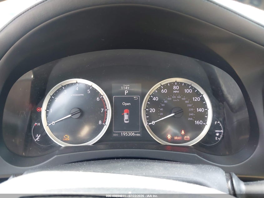 2016 LEXUS IS 200T auction photo 7