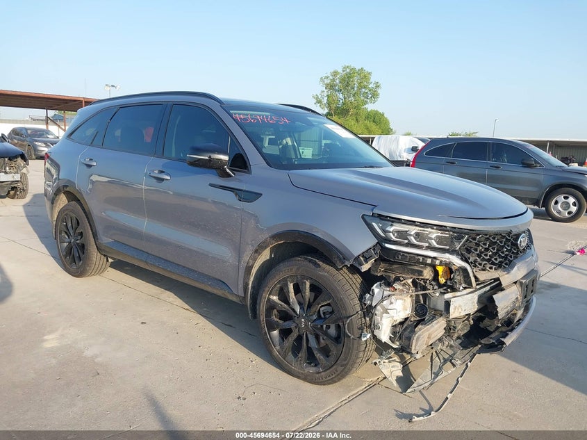 2021 KIA SORENTO auction photo 1