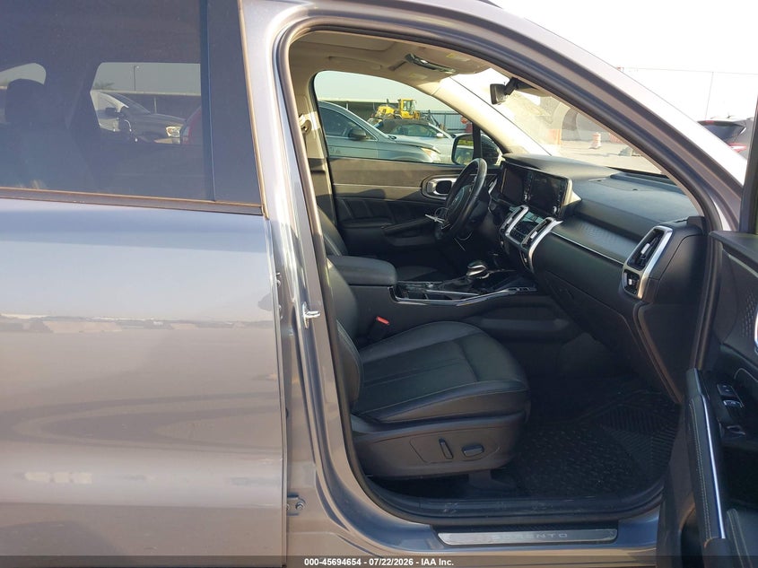 2021 KIA SORENTO auction photo 5