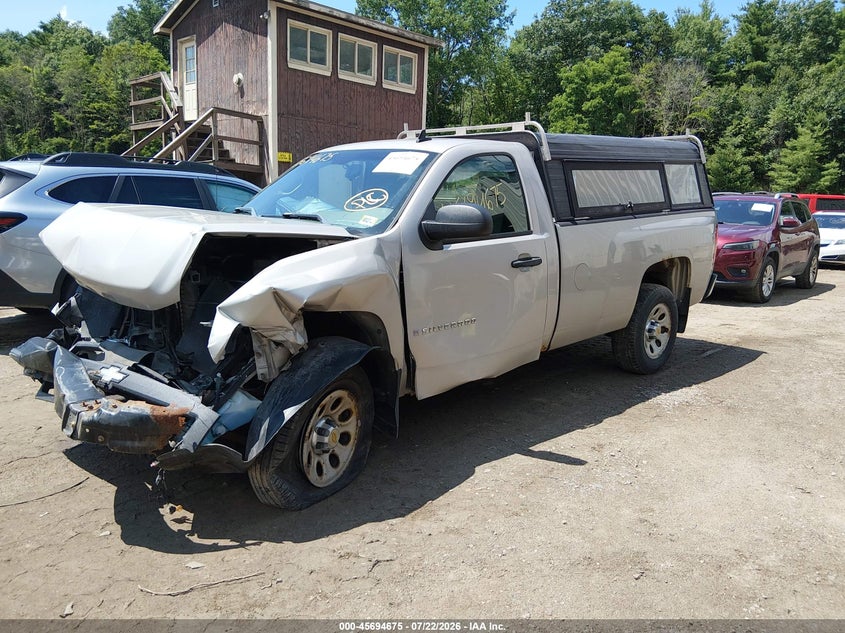 2007 Chevrolet Silverado, Front End, IAAI, VIN 1GCEC14X67Z604703 — photo 2