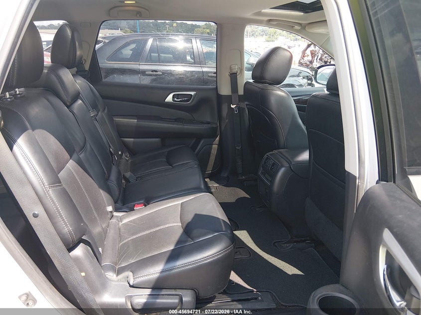 2015 NISSAN PATHFINDER auction photo 8