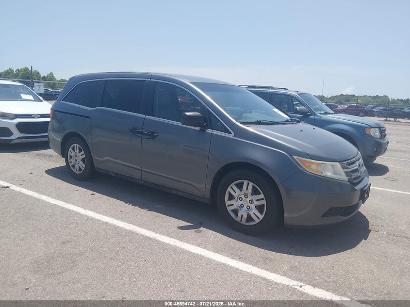 2013 HONDA ODYSSEY auction photo 1