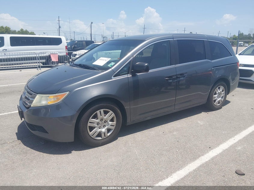 2013 HONDA ODYSSEY auction photo 2