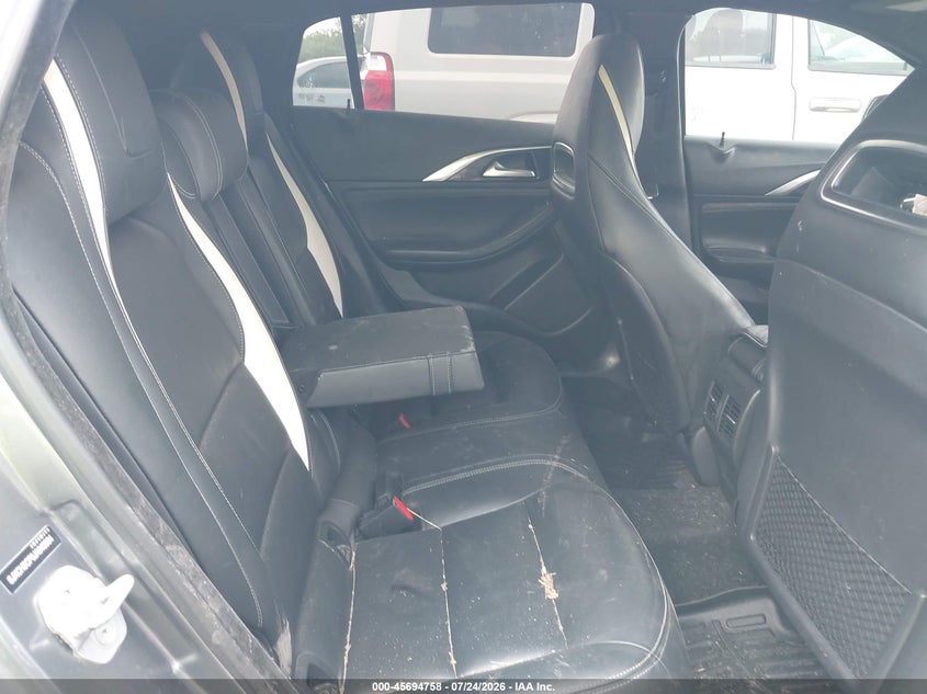 INFINITI QX30 2018 VIN SJKCH5CP0JA043984