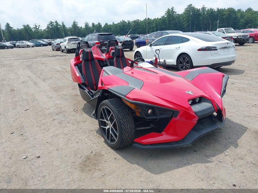 2016 POLARIS SLINGSHOT auction photo 1