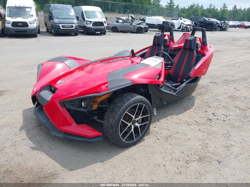 2016 POLARIS SLINGSHOT auction photo 2