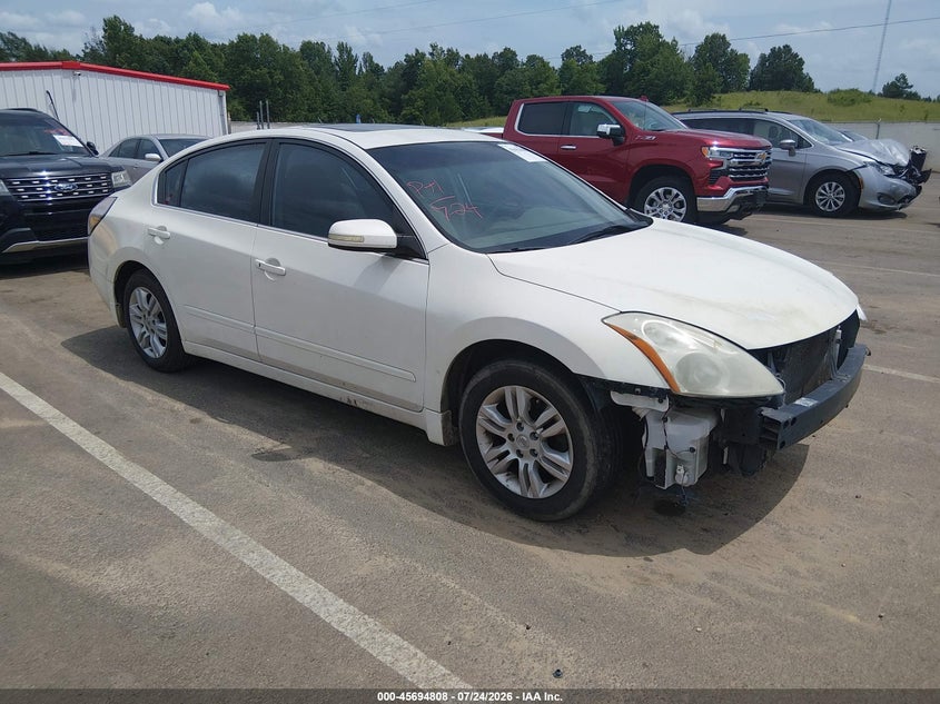2010 NISSAN ALTIMA auction photo 1