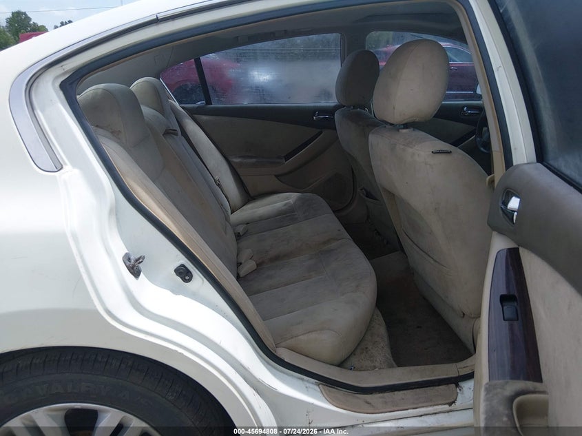 2010 NISSAN ALTIMA auction photo 8