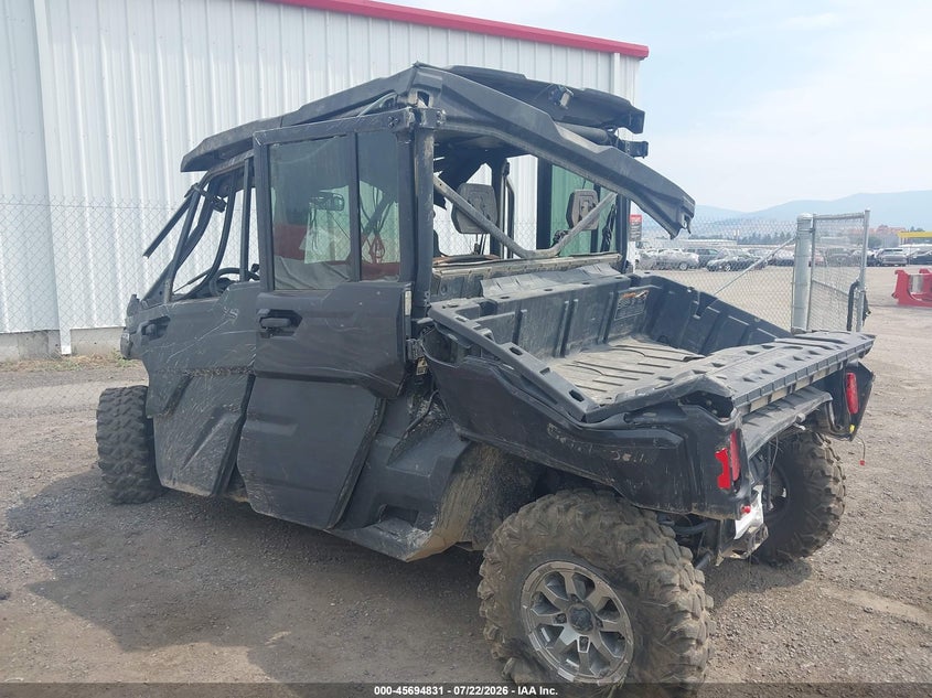 2024 CAN-AM DEFENDER MAX auction photo 3