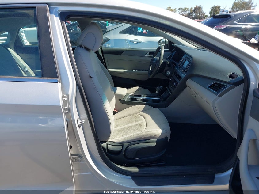 2015 HYUNDAI SONATA auction photo 5