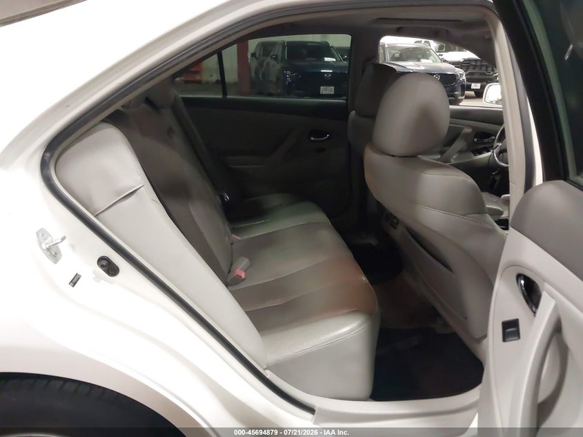 2008 TOYOTA CAMRY HYBRID auction photo 8