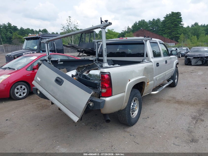 2005 CHEVROLET SILVERADO 2500HD auction photo 4