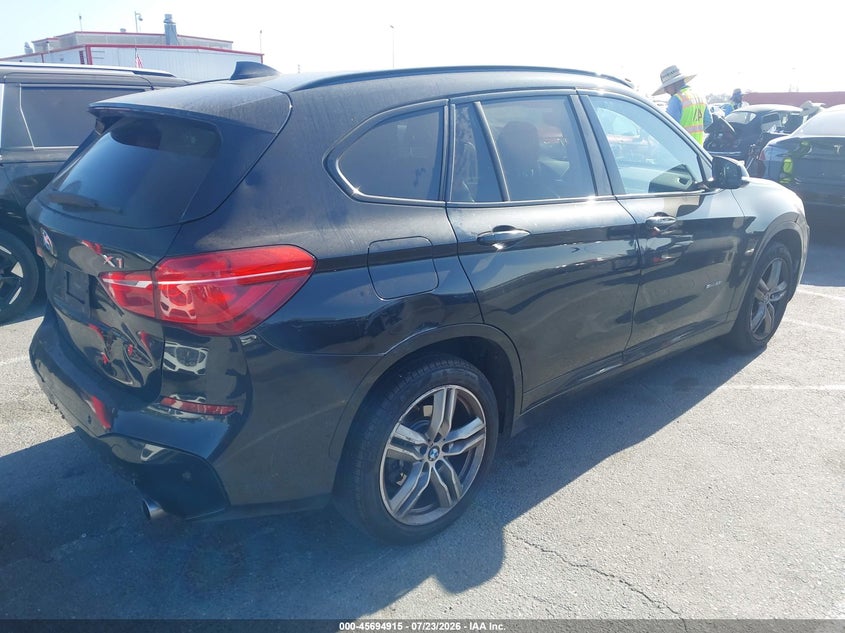 Vin: wbxhu7c34hp924808, lot: 46193543, bmw x1 sdrive28i 20174