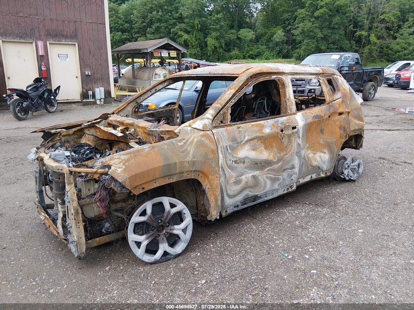 Vin: 3c4njdbn6st588706, lot: 46193555, jeep compass latitude 4x4 20252