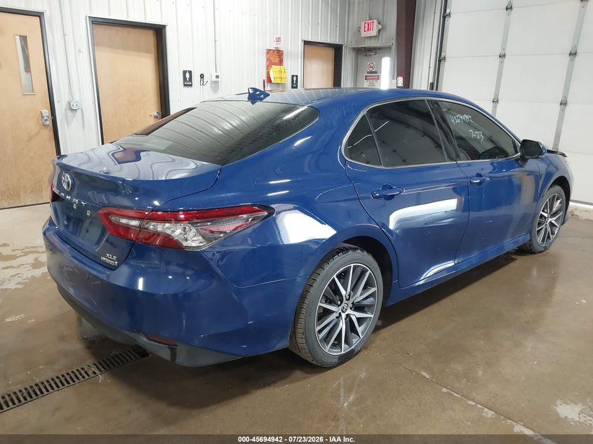 Vin: 4t1f31ak1ru071510, lot: 46193569, toyota camry hybrid xle 20244
