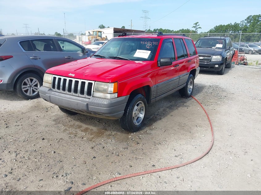 1997 Jeep Grand Cherokee Laredo/Tsi, Normal Wear & Tear, IAAI, VIN 1J4GZ58S3VC730749 — photo 2