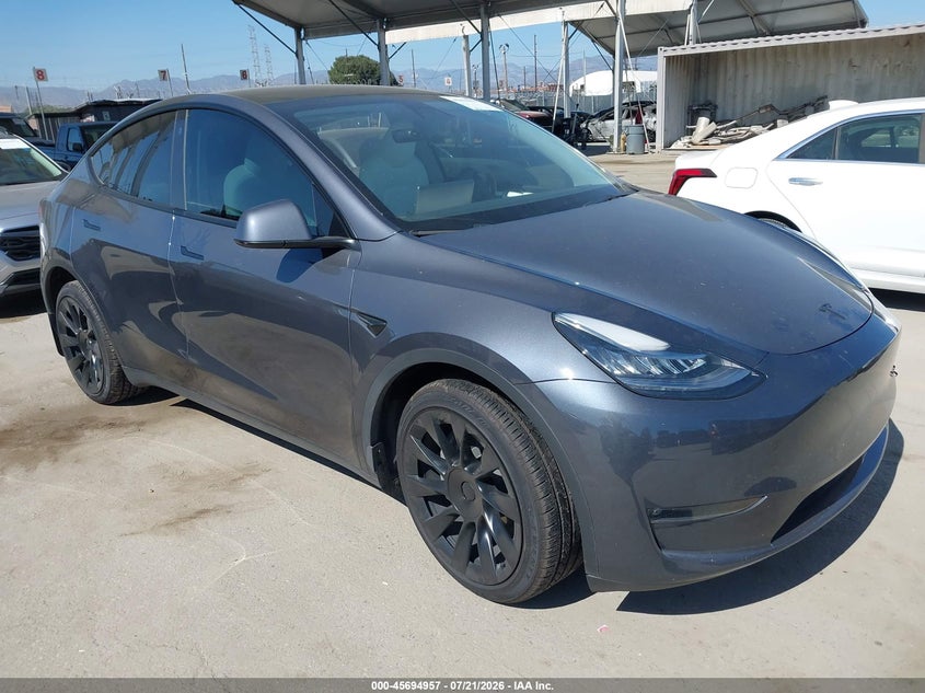 2023 Tesla Model Y Awd/Long Range Dual Motor All-Wheel Drive VIN: 7SAYGDEE5PF605673 Lot: 45694957