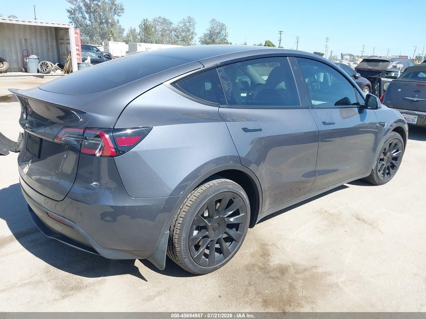2023 Tesla Model Y Awd/Long Range Dual Motor All-Wheel Drive VIN: 7SAYGDEE5PF605673 Lot: 45694957