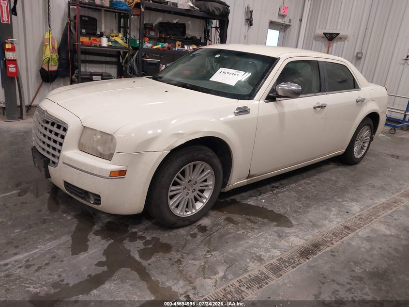 Vin: 2c3ca4cd3ah216362, lot: 46193623, chrysler 300 touring 20102