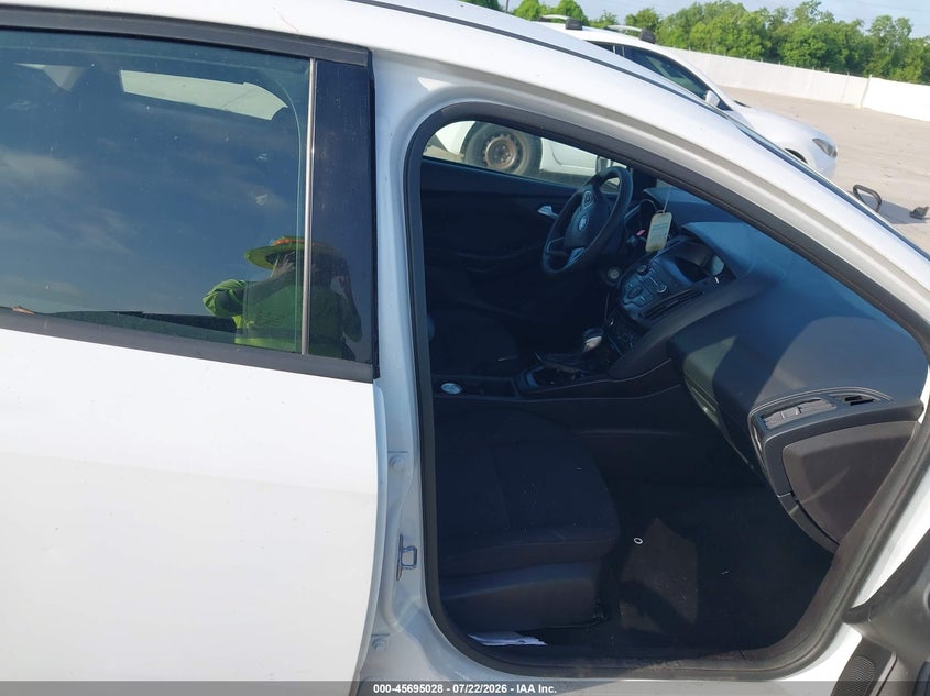 2018 FORD FOCUS auction photo 5