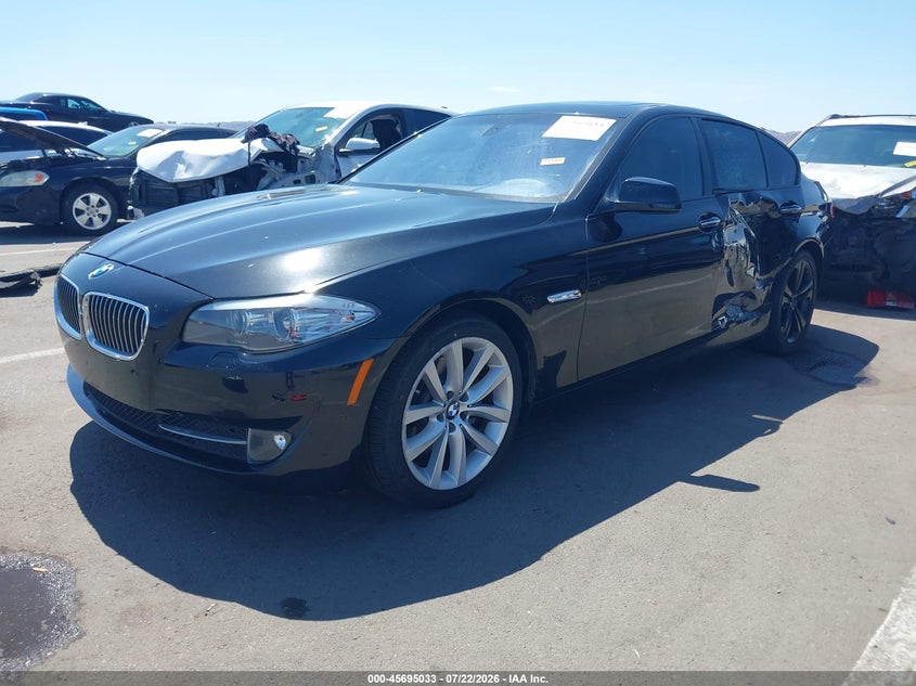 Vin: wbafr1c52bc744789, lot: 46193661, bmw 528i 20112