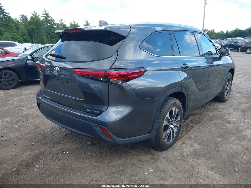 2021 TOYOTA HIGHLANDER auction photo 4