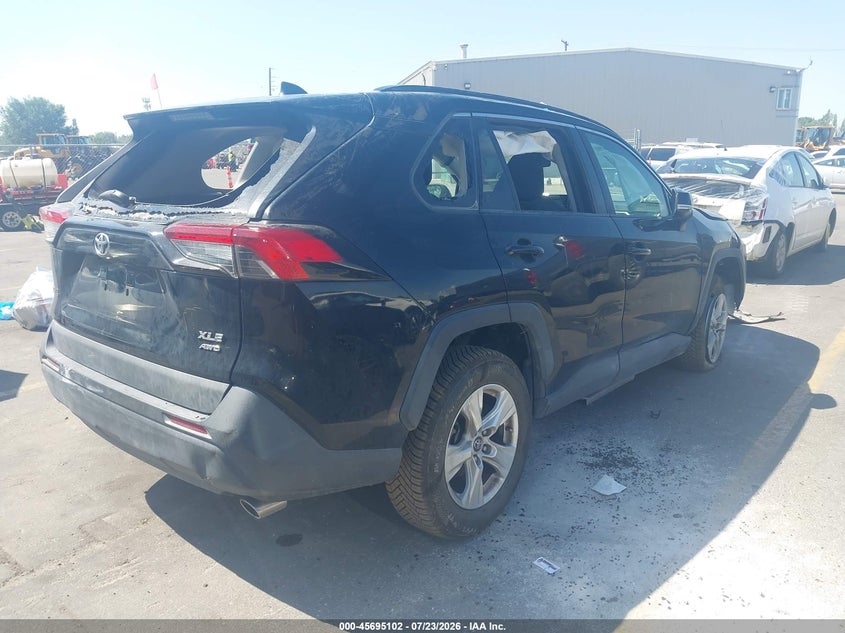 2019 TOYOTA RAV4 auction photo 4
