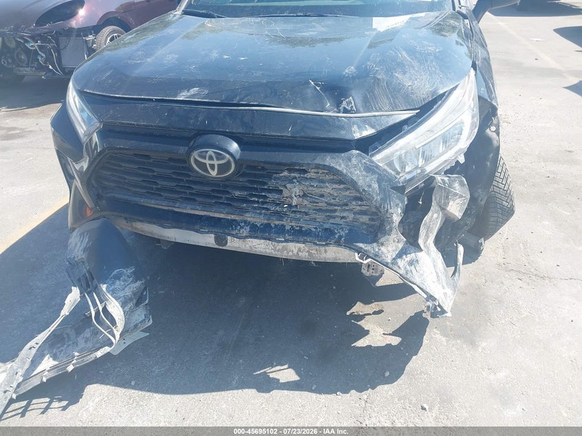 2019 TOYOTA RAV4 auction photo 6
